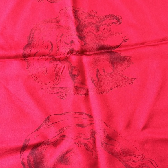 Scarf - Picture 6 of 7